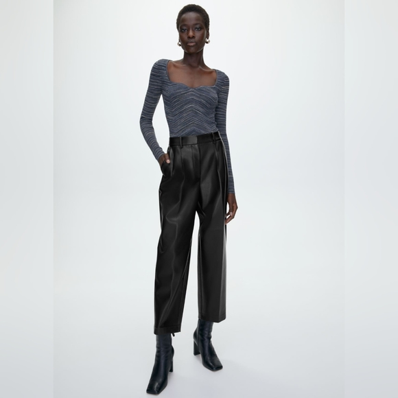 BNWT-Aritzia Wilfred Vegan Leather Carrot Pant - Picture 5 of 6